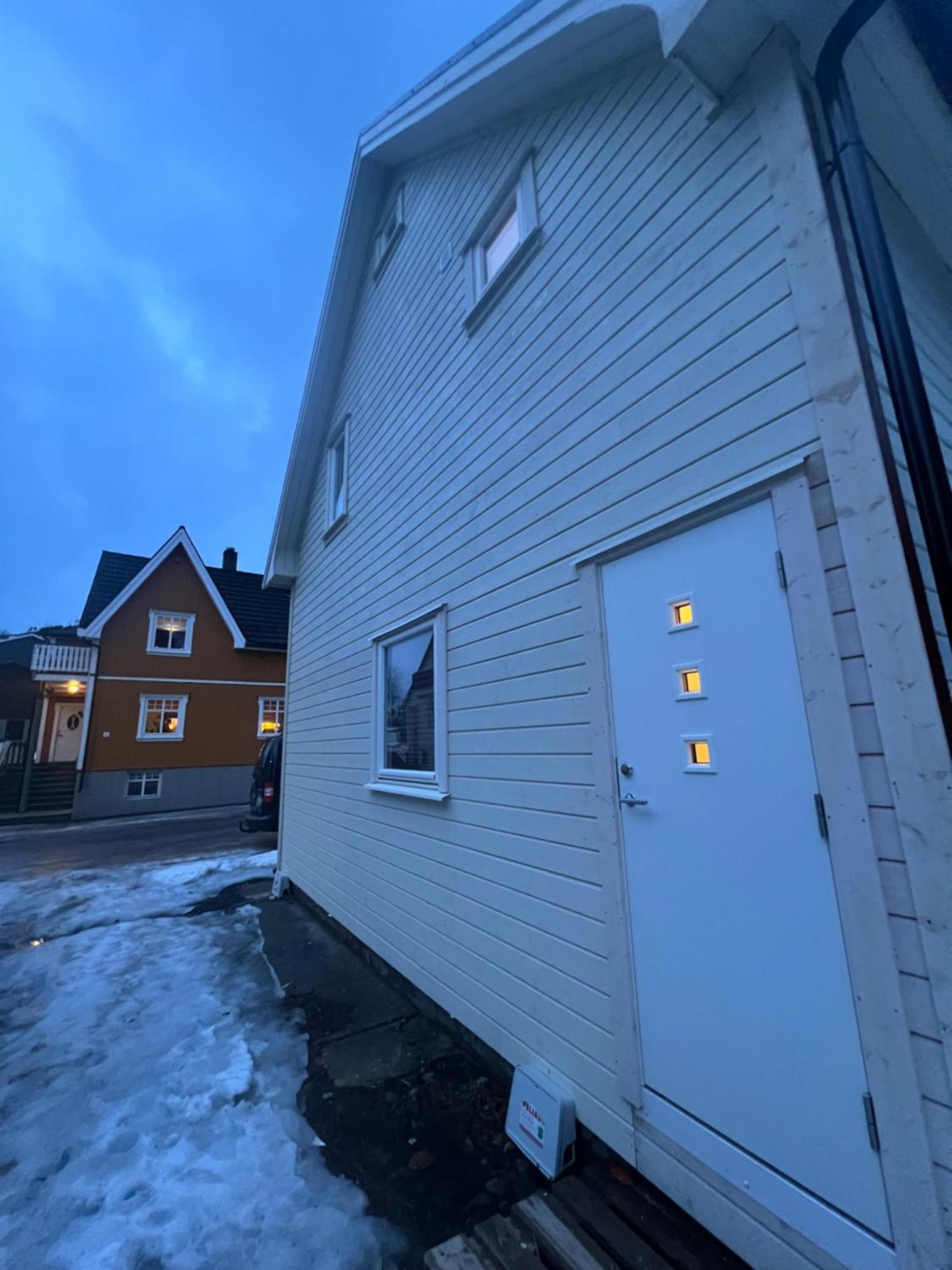 Central Apartment In Svolvær Exterior foto